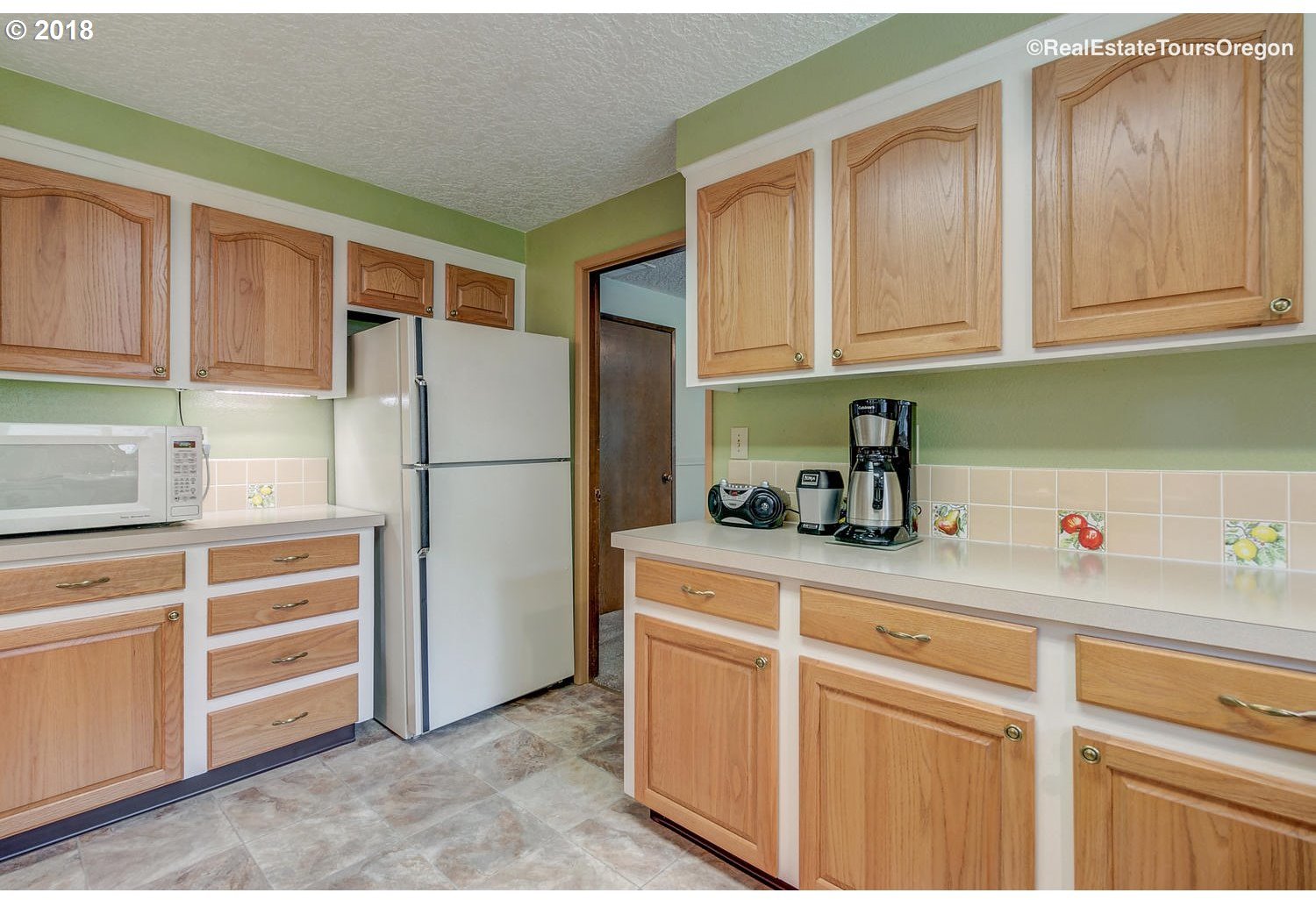 20125 Southwest Rosa Road Aloha, OR 97078 - Photo 8 of 22 Gallery Image 8
