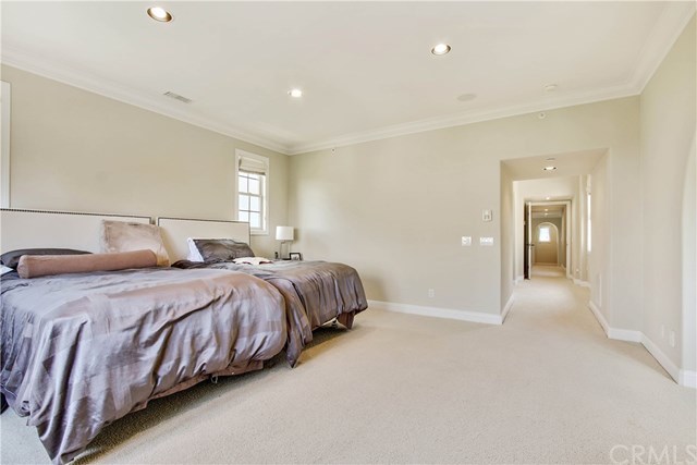 29 Summer House Irvine, CA 92603 - Photo 23 of 38