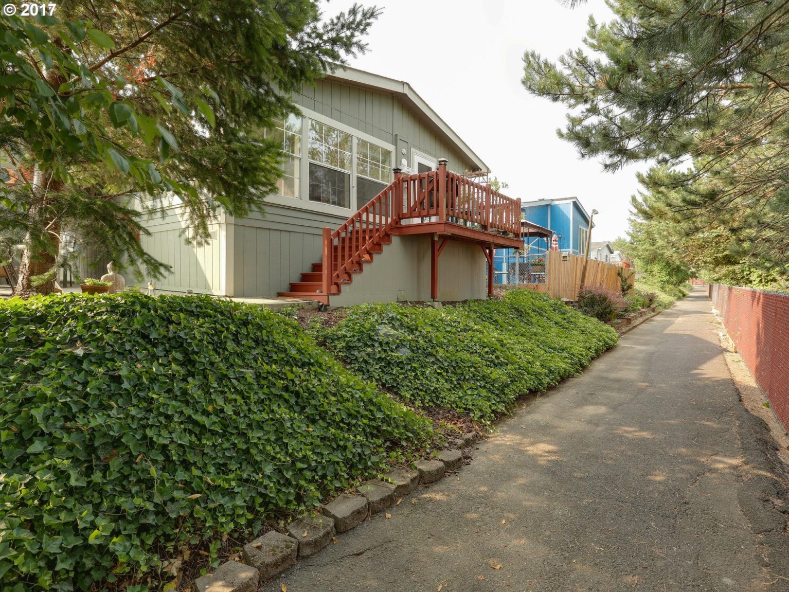 931 Southwest Sunset Way Troutdale, OR 97060 - Photo 32 of 32