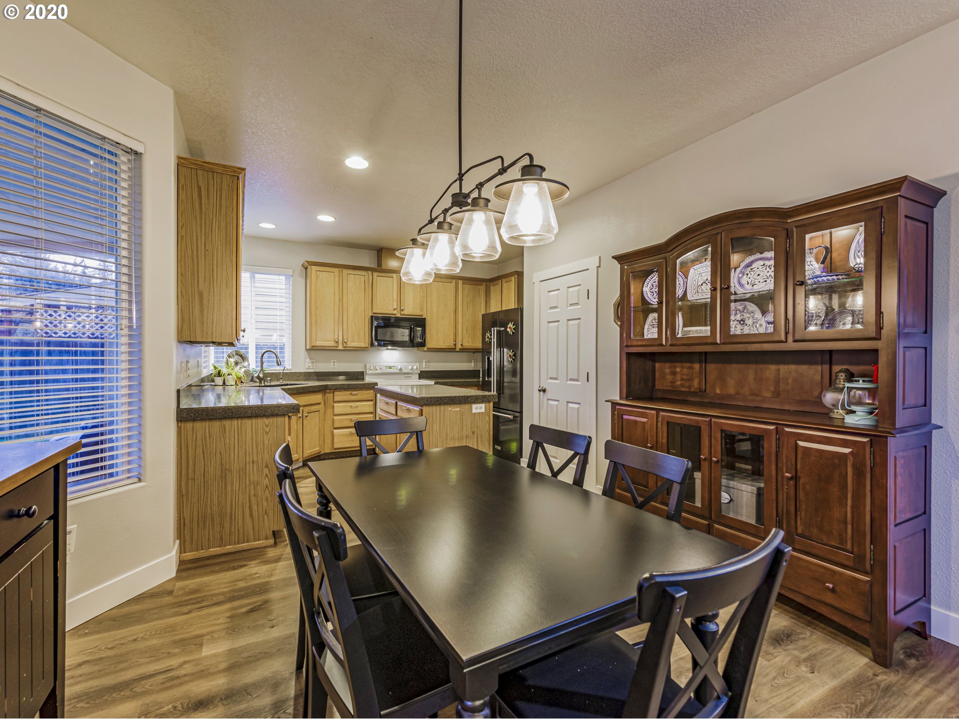 19408 Southeast 9th Circle Camas, WA 98607 - Photo 9 of 30