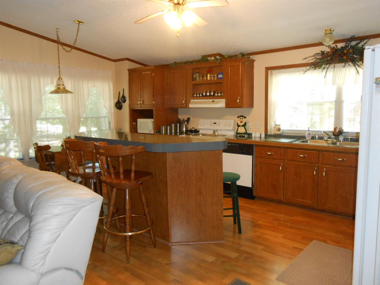 190 Leach Road Huntingdon, TN 38344 - Photo 4 of 25