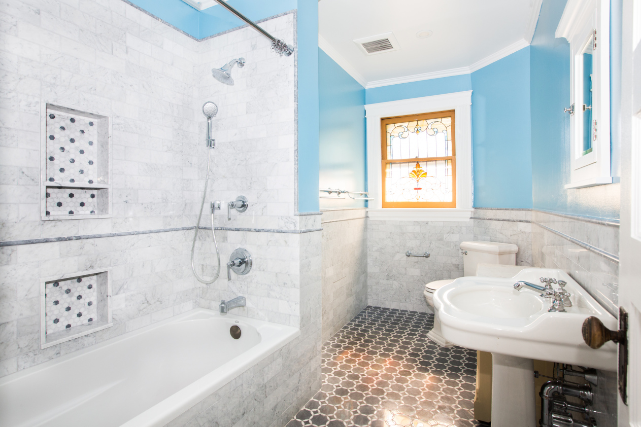 636 East 19th Street Brooklyn, NY 11230 - Photo 7 of 9