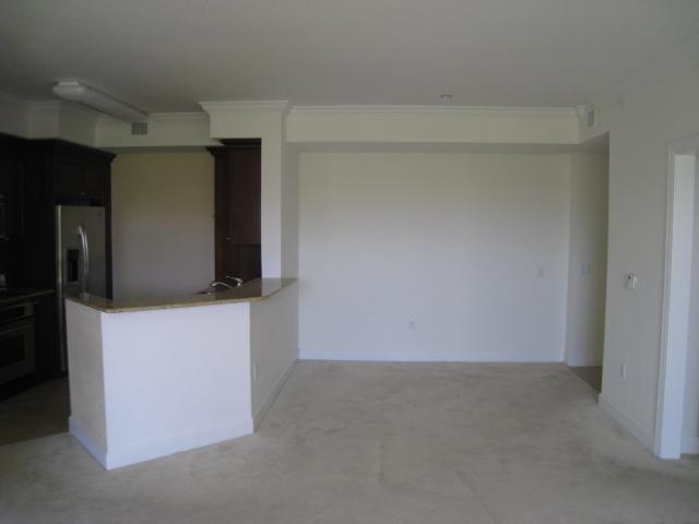 4 Renaissance Way, Unit 304 Boynton Beach, FL 33426 - Photo 3 of 7 Gallery Image 3