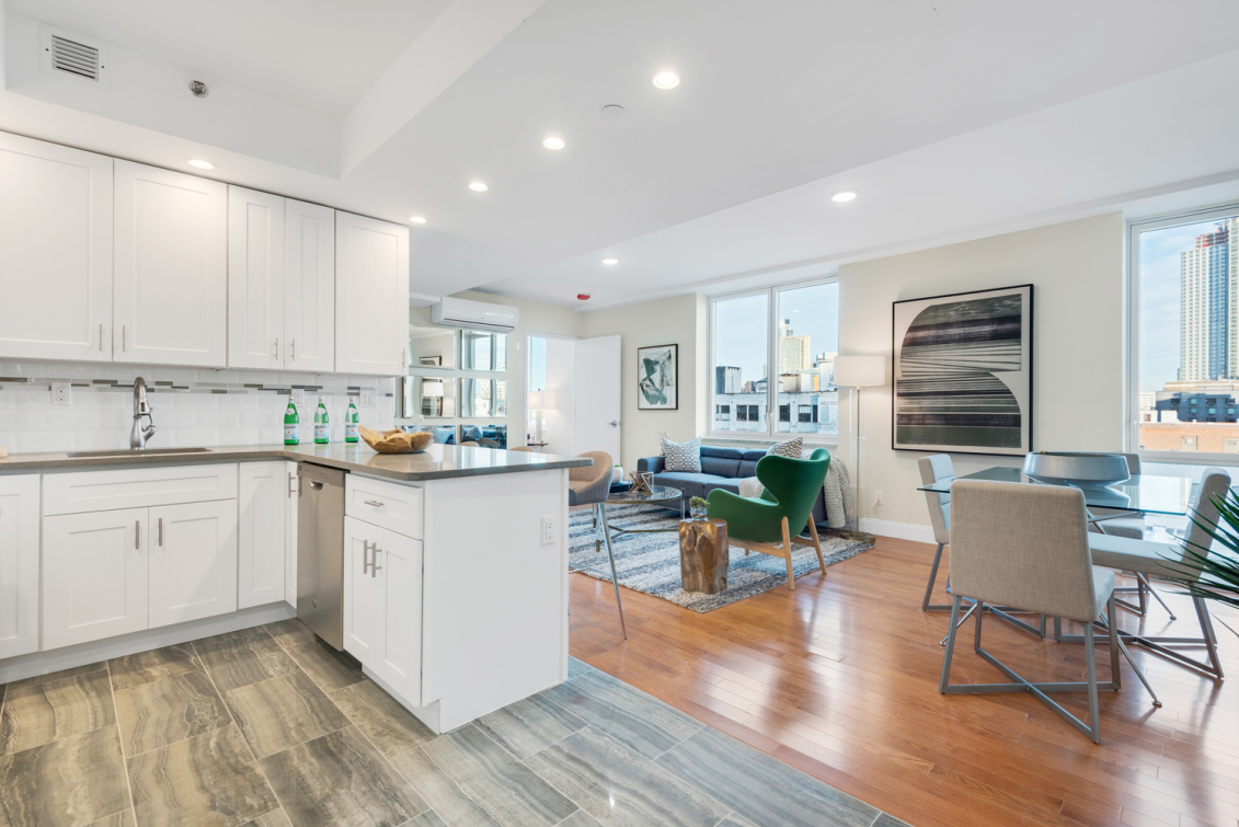 46-04 Vernon Boulevard, Unit 5A Queens, NY 11101 - Photo 9 of 19