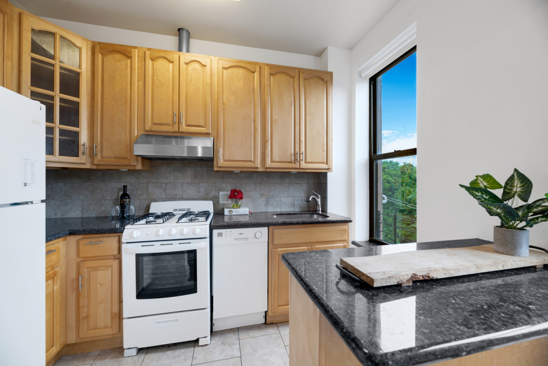 292 Carroll Street Brooklyn, NY 11231 - Photo 4 of 12