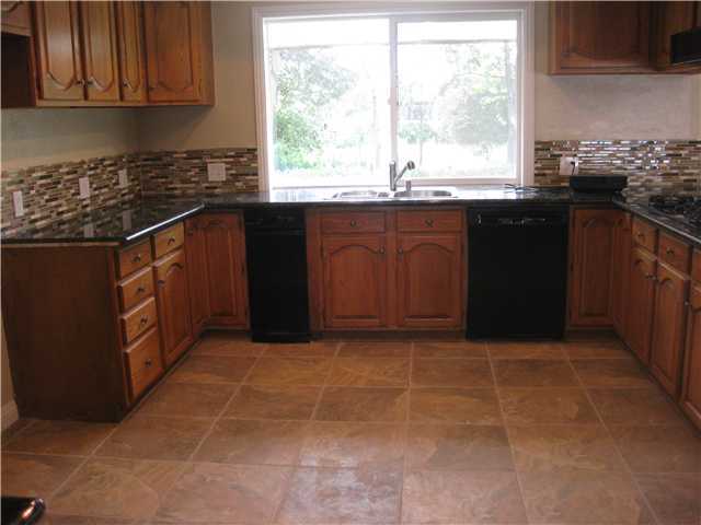 14102 Kelowna Road Valley Center, CA 92082 - Photo 11 of 25