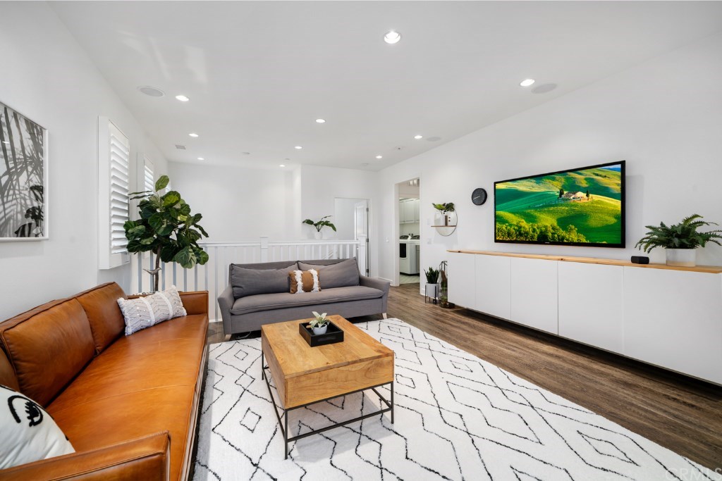 116 Mosswood Irvine, CA 92620 - Photo 19 of 42 Another view of the open loft space.