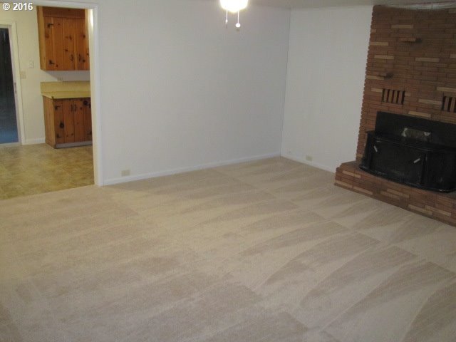 2337 B Street Hubbard, OR 97032 - Photo 13 of 24 Gallery Image 13