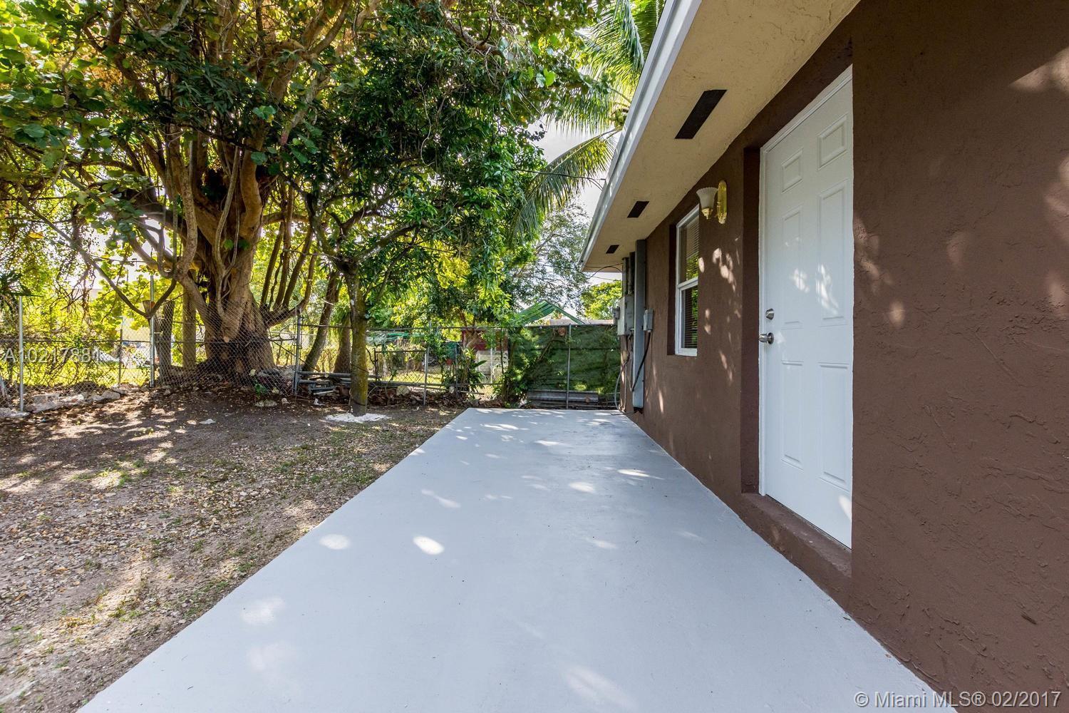 10412 Southwest 173rd Street Miami, FL 33157 - Photo 28 of 29