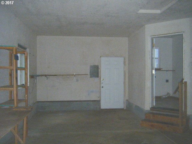 413 Addison Lane Cave Junction, OR 97523 - Photo 28 of 28 Gallery Image 28