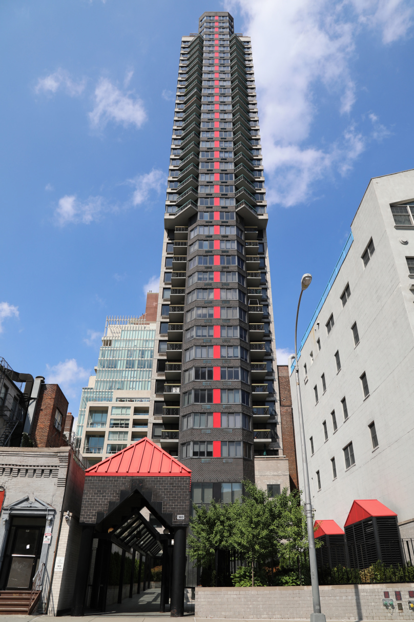 303 E 60th St in Manhattan, NY | Compass