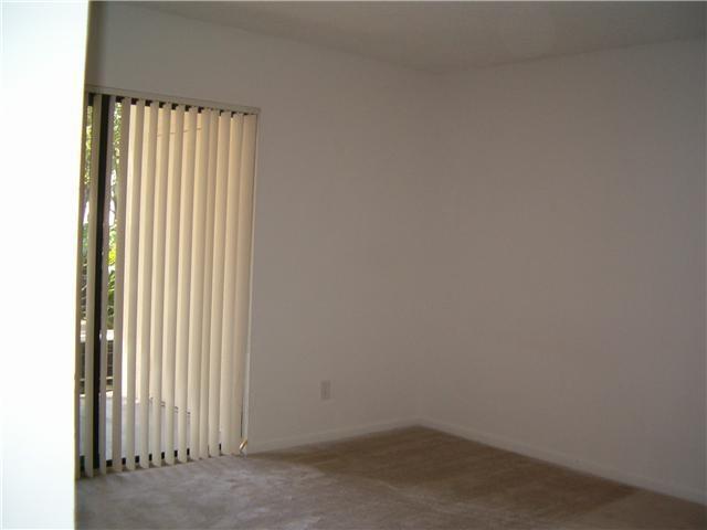 610 South Park Road, Unit 161 Hollywood, FL 33021 - Photo 4 of 14