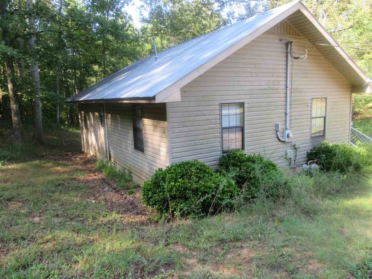 400 Mount Comfort Road Savannah, TN 38372 - Photo 9 of 11 Gallery Image 9