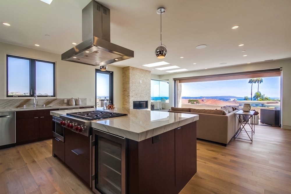 5552 Via Callado La Jolla, CA 92037 - Photo 2 of 25