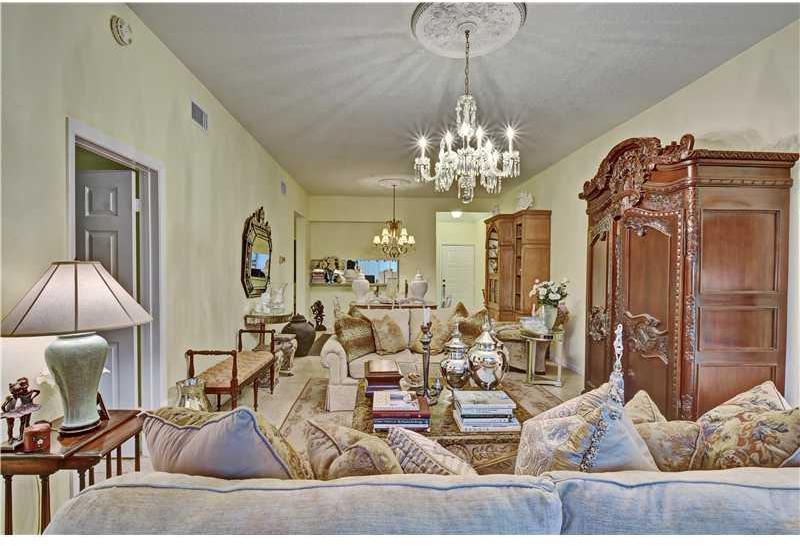 7535 La Paz Boulevard, Unit 107 Boca Raton, FL 33433 - Photo 3 of 16