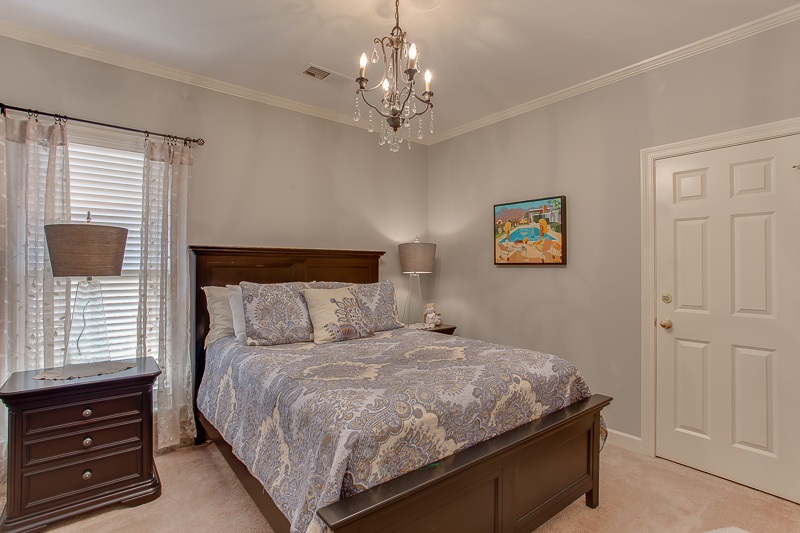 8035 Stonewyck Road Germantown, TN 38138 - Photo 19 of 25 Gallery Image 19