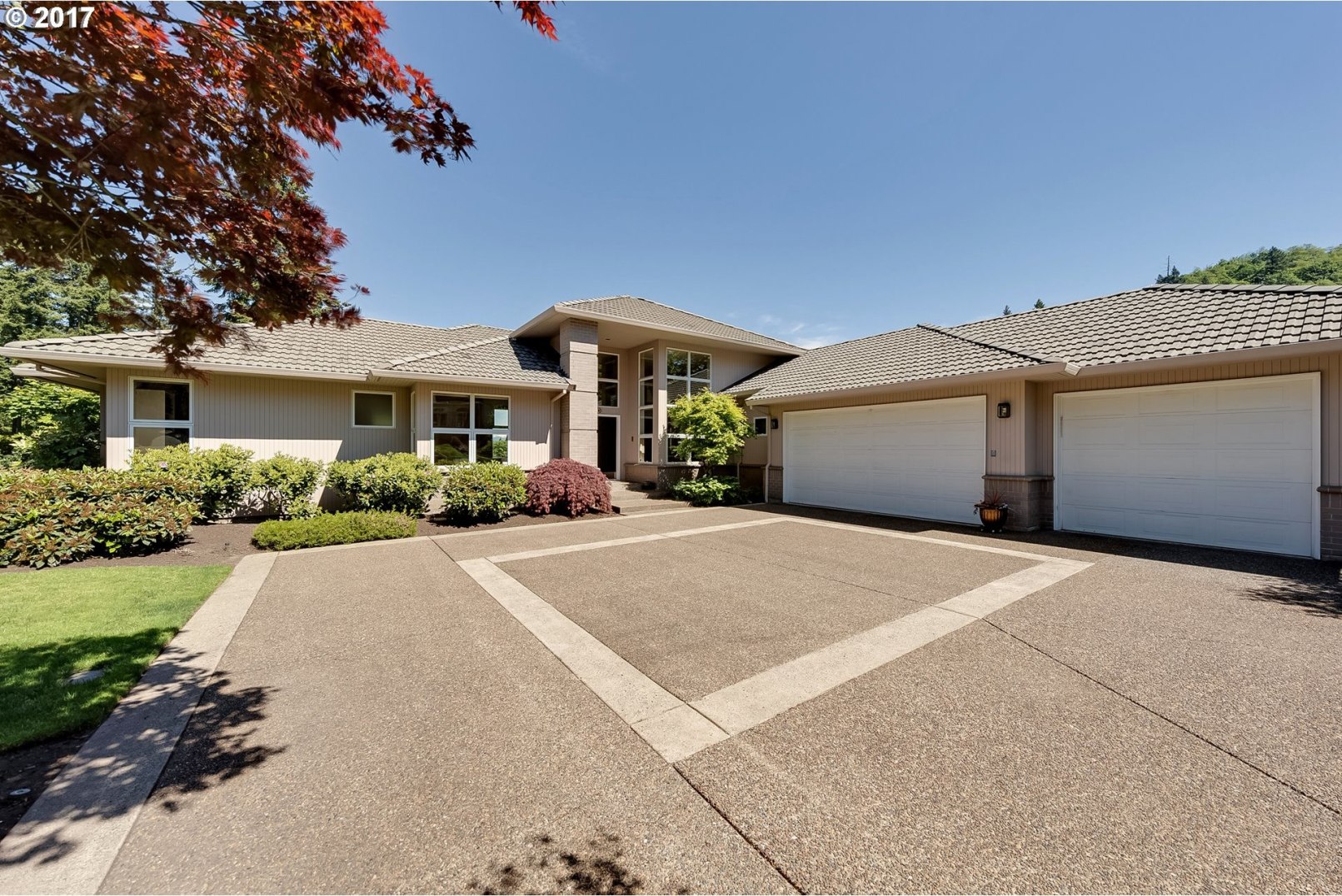 4140 Southeast Augusta Loop Gresham, OR 97080 - Photo 12 of 32 Gallery Image 12