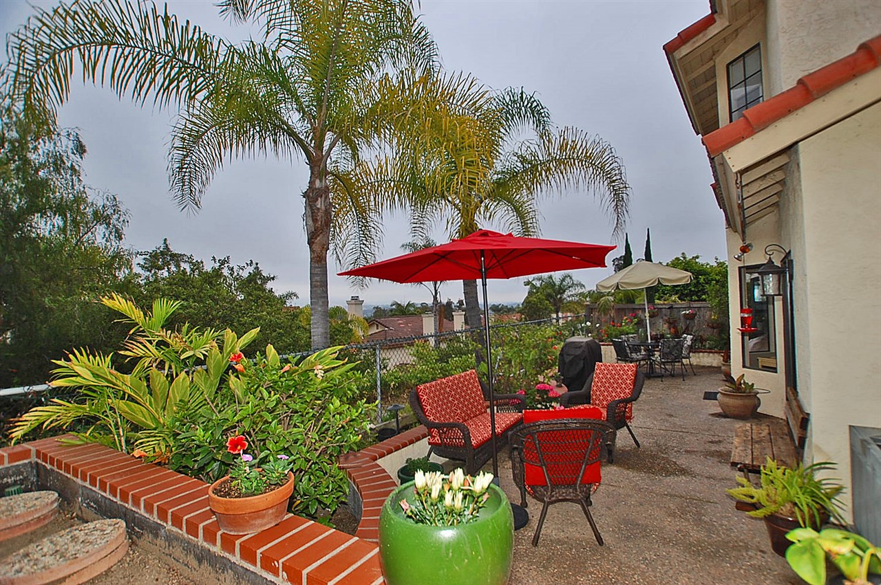 1826 Willowspring Drive North Encinitas, CA 92024 - Photo 5 of 25