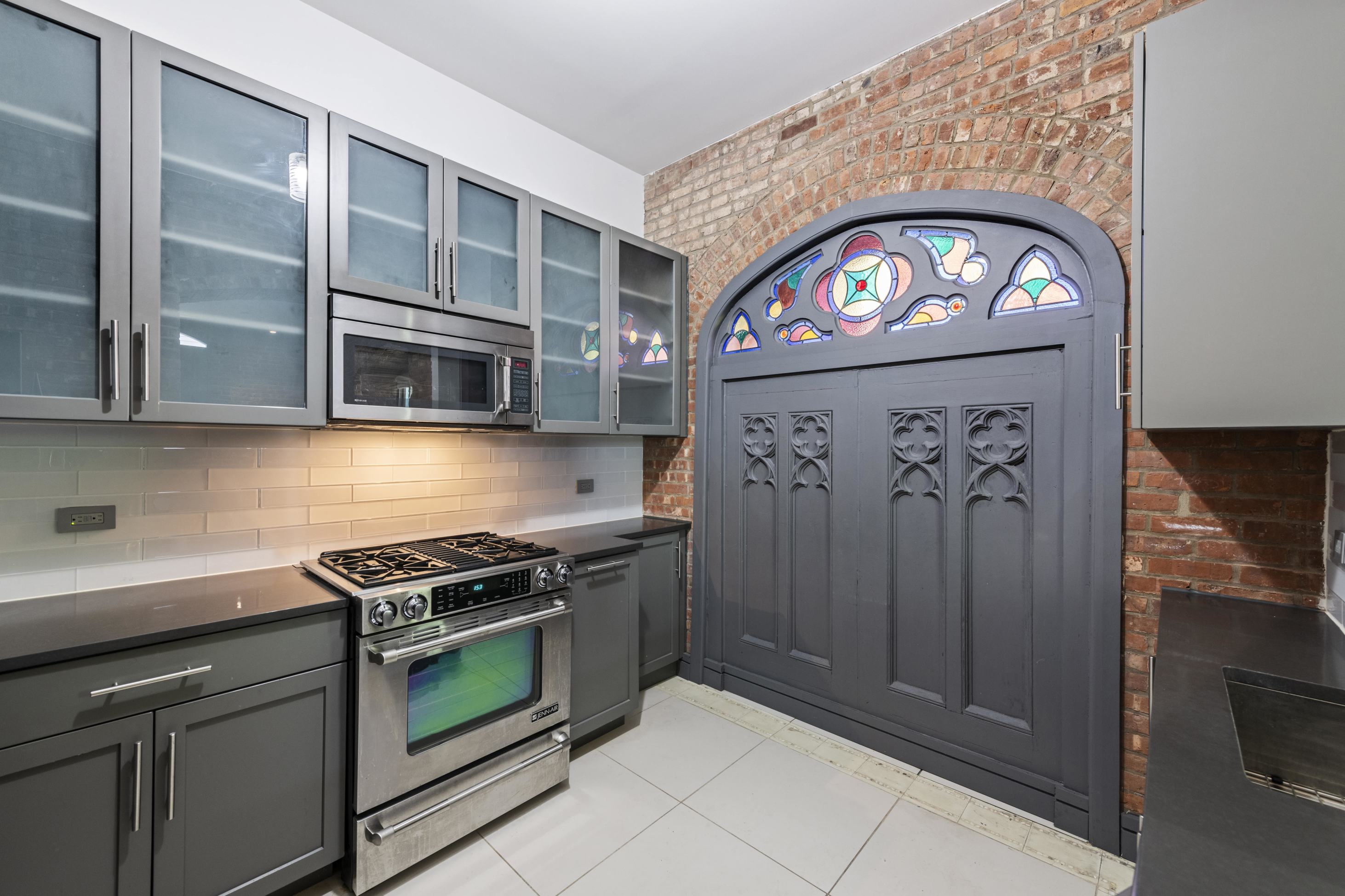 232 Adelphi Street, Unit 8 Brooklyn, NY 11205 - Photo 5 of 10