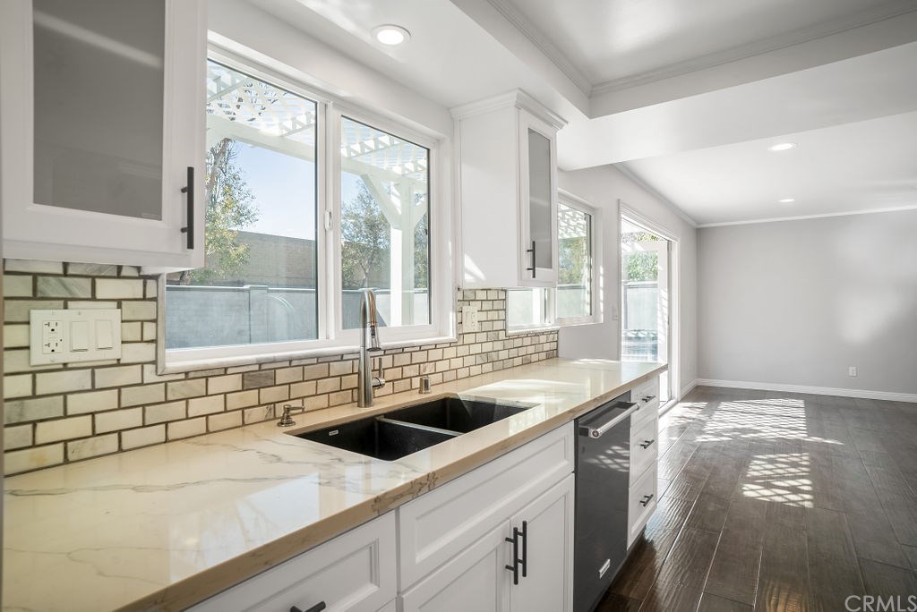 13516 Darvalle Street Cerritos, CA 90703 - Photo 19 of 75