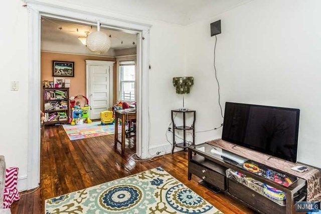 169 Hillside Avenue Glen Ridge, NJ 07028 - Photo 4 of 16