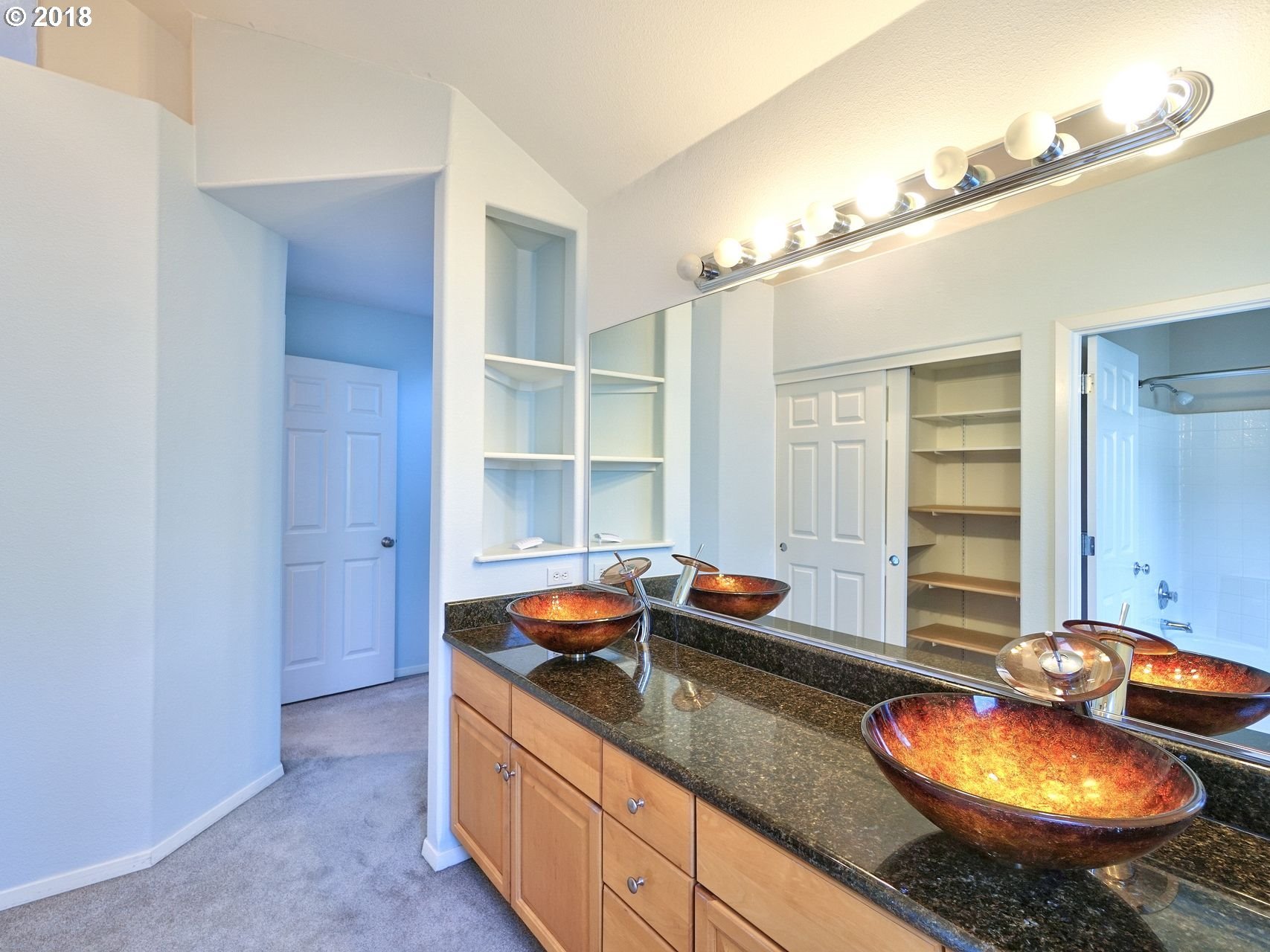 20801 Northeast Rockspring Lane Hillsboro, OR 97006 - Photo 13 of 28 Gallery Image 13