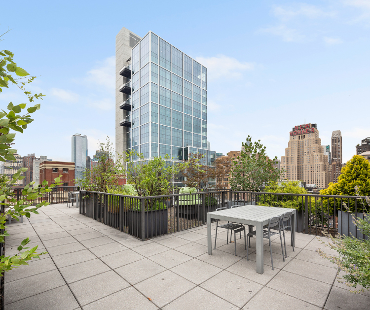 Convention Overlook 430 W 34th St, Manhattan, NY 10001 - Photo 2 of 4