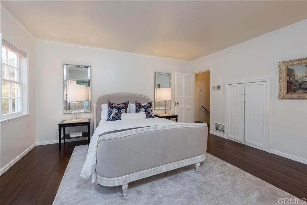 347 Dunemere Drive La Jolla, CA 92037 - Photo 12 of 25