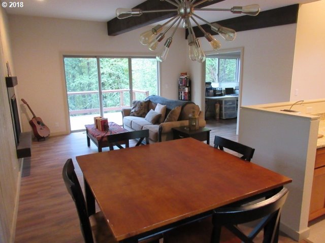 4635 Croisan Creek Road Salem, OR 97302 - Photo 6 of 26 Gallery Image 6