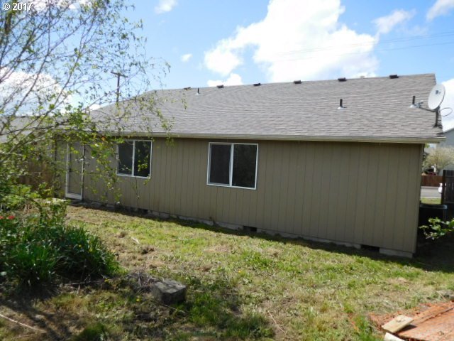 891 Salamander Road Southeast Jefferson, OR 97352 - Photo 17 of 28 Gallery Image 17