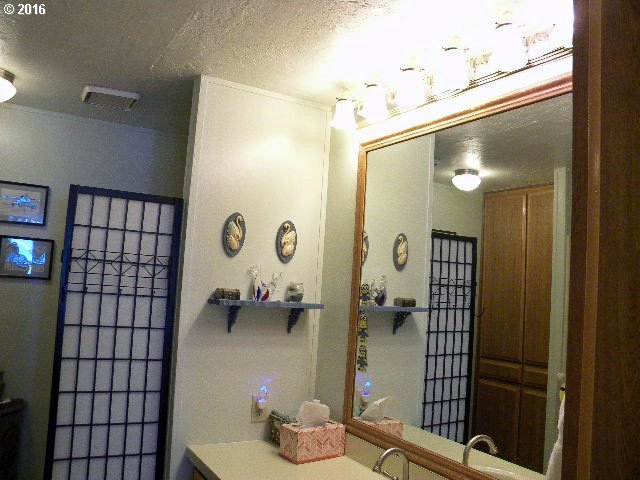 100 River Bend Road, Unit SP 87 Reedsport, OR 97467 - Photo 20 of 32
