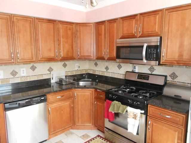 16 Exeter Road Jersey City, NJ 07305 - Photo 1 of 1