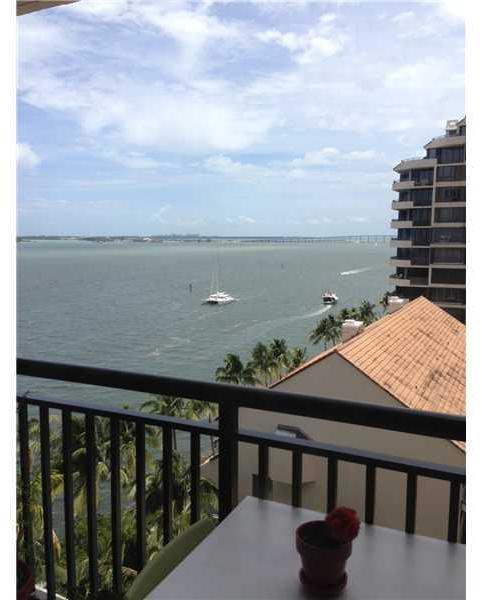 540 Brickell Key Drive, Unit 925 Miami, FL 33131 - Photo 3 of 5
