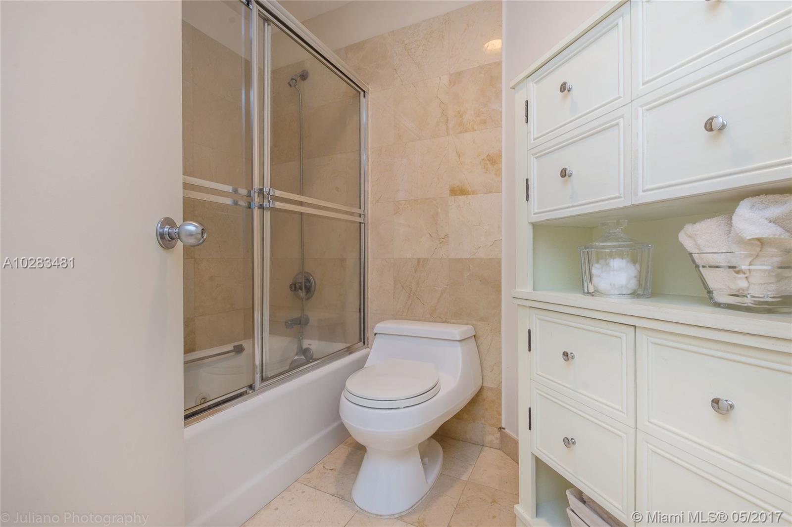 888 Brickell Key Drive, Unit 1001 Miami, FL 33131 - Photo 22 of 35