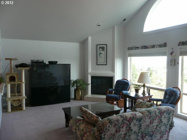 5419 Southwest View Point Terrace Portland, OR 97239 - Photo 4 of 13