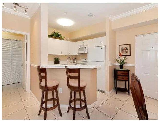 75 Gulfstream Road, Unit B307 Dania Beach, FL 33004 - Photo 10 of 35