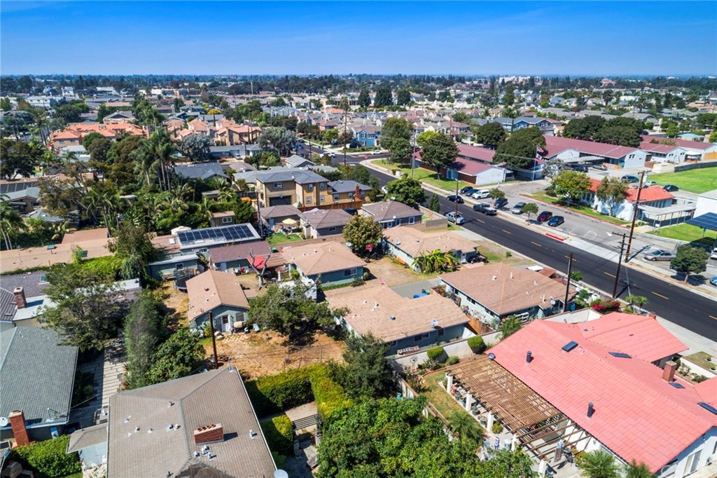 223 23rd Street Costa Mesa, CA 92627 - Photo 8 of 10