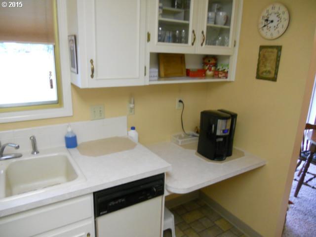 1119 Princeton Road Woodburn, OR 97071 - Photo 6 of 14 Gallery Image 6