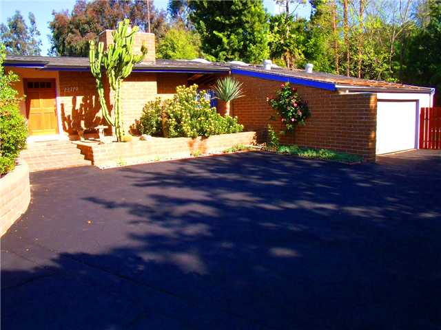 13319 Stone Canyon Road Poway, CA 92064 - Photo 2 of 22 Ample Parking, 2 car Garage