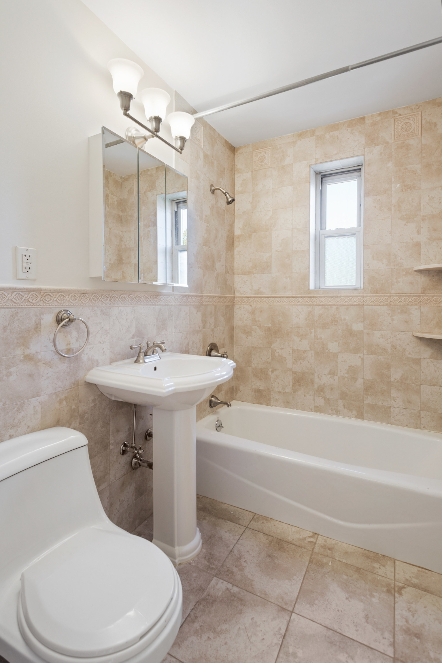 200 Congress Street, Unit 5D Brooklyn, NY 11201 - Photo 10 of 14