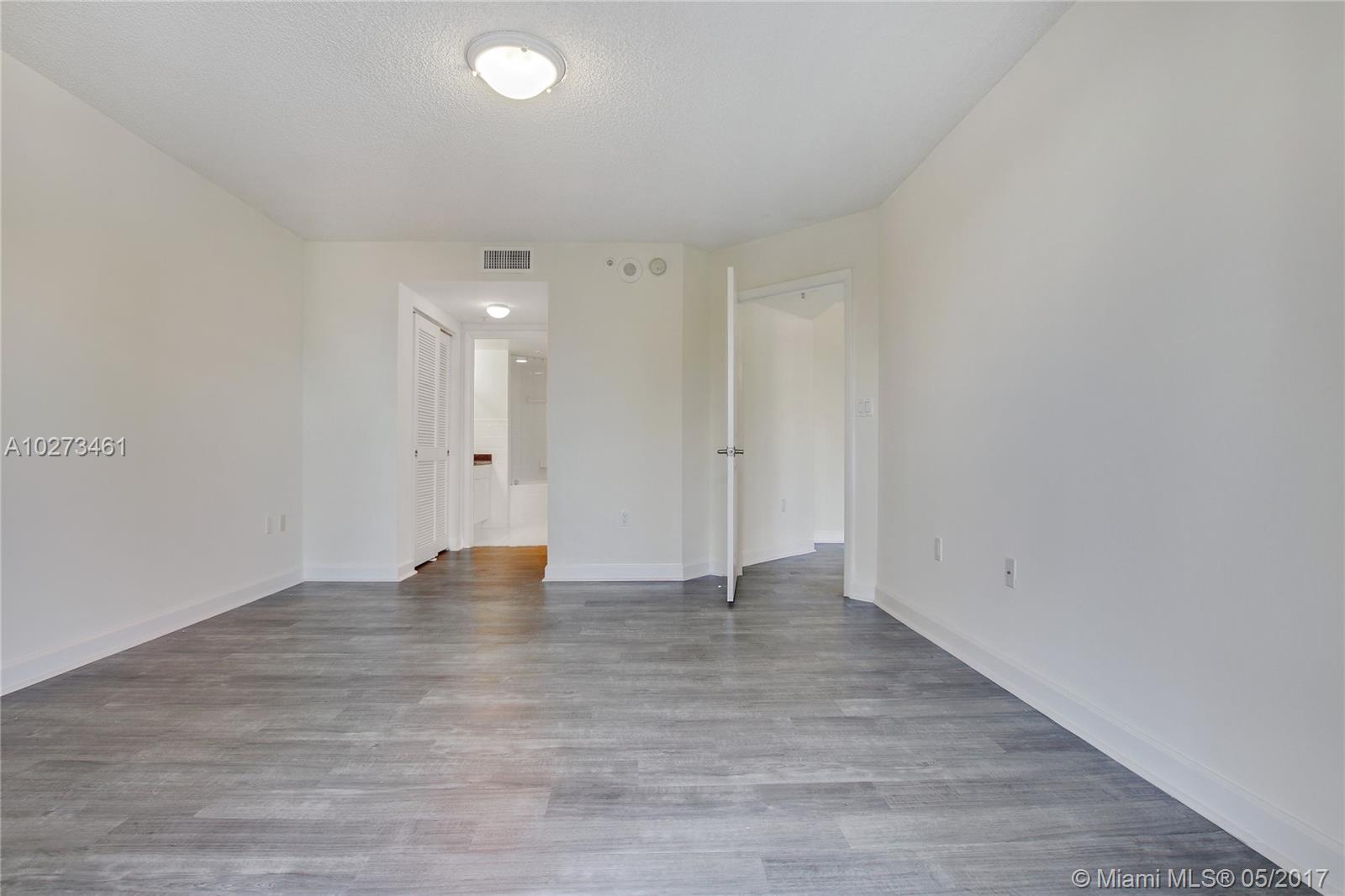 1500 Bay Road, Unit M514 Miami Beach, FL 33139 - Photo 21 of 35