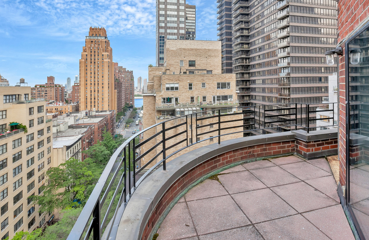 310 East 49th Street, Unit PH-B Manhattan, NY 10017 - Photo 7 of 8