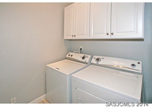 2025 Vista Cove Road St. Augustine, FL 32084 - Photo 20 of 24 Laundry Room