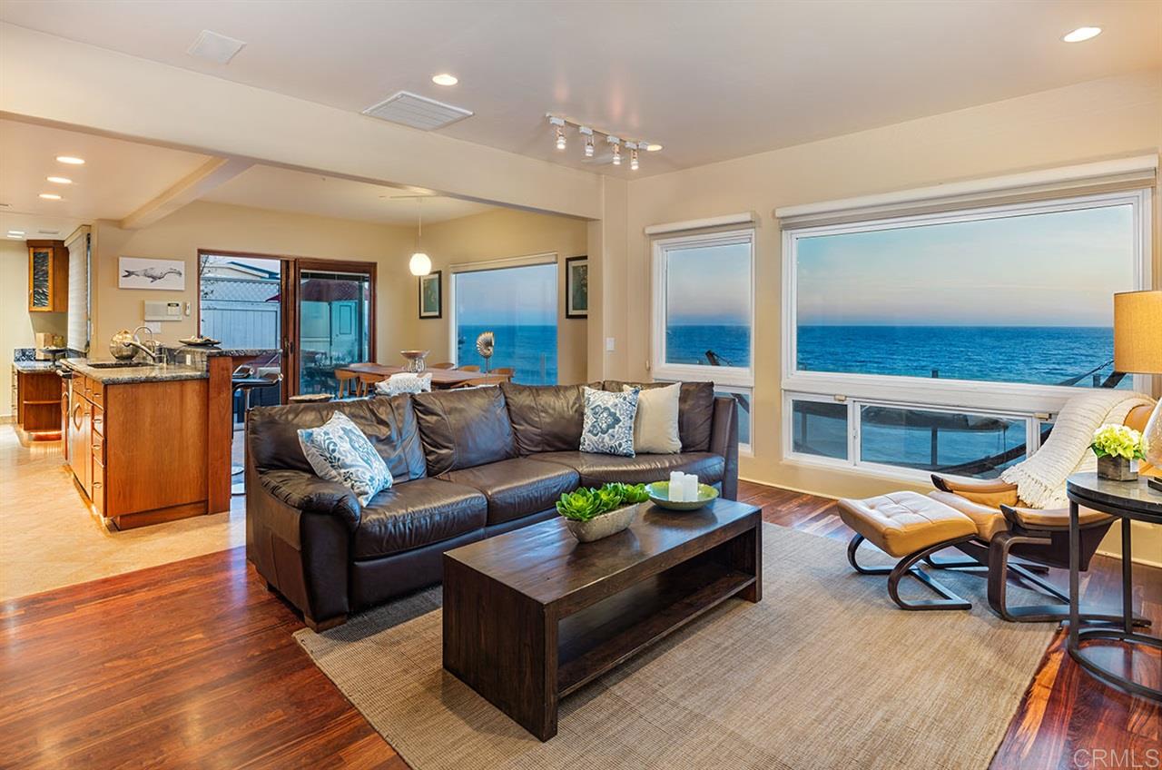 754 Neptune Avenue Encinitas, CA 92024 - Photo 7 of 25