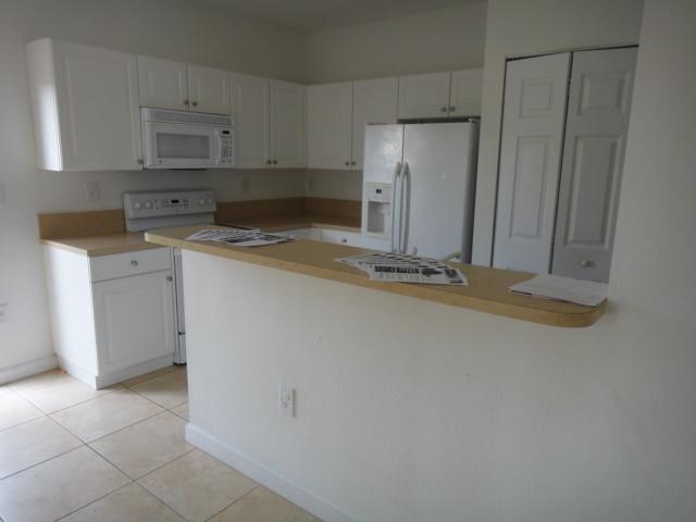 1555 Northeast 33rd Road, Unit 1032 Homestead, FL 33033 - Photo 2 of 13