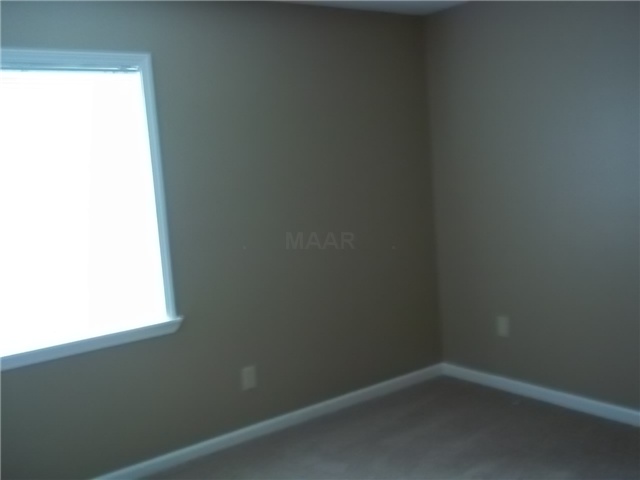 5043 Gull Road Memphis, TN 38109 - Photo 9 of 12 Gallery Image 9