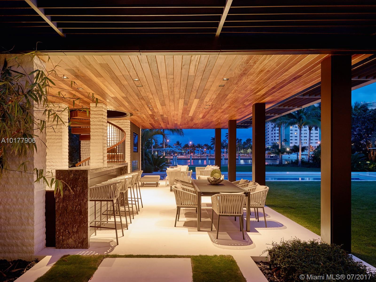 4609 Pine Tree Drive Miami Beach, FL 33140 - Photo 12 of 16