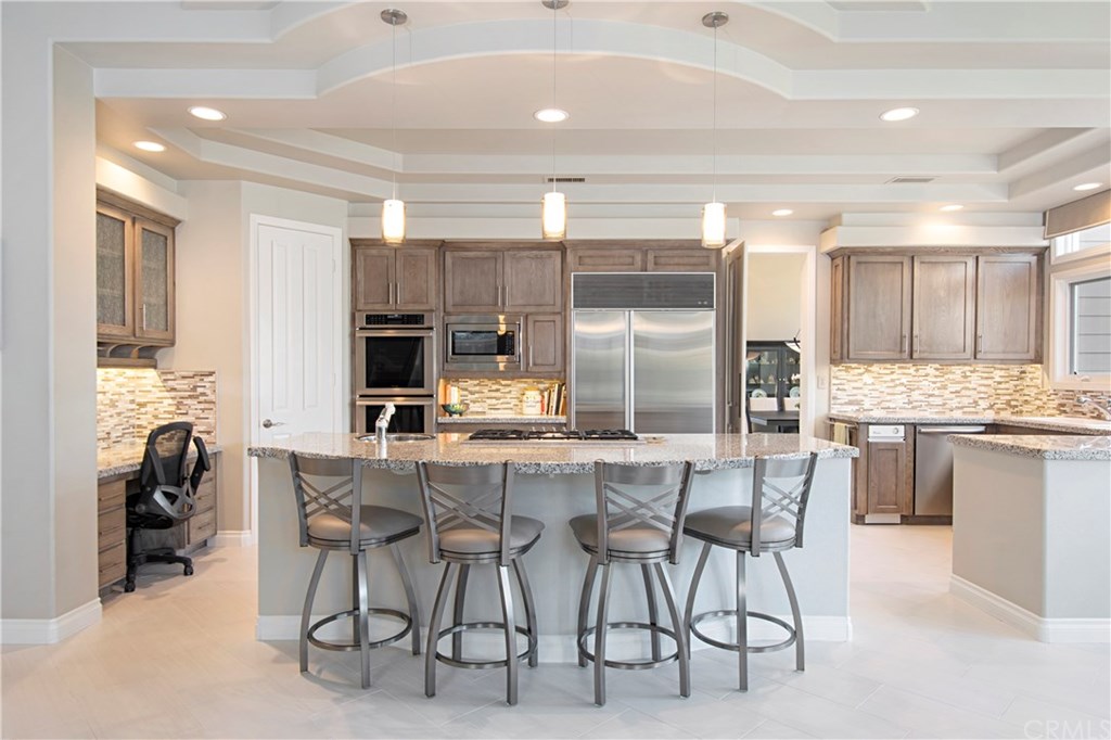 23 Emerald Glen Laguna Niguel, CA 92677 - Photo 16 of 56 Entertainers Kitchen