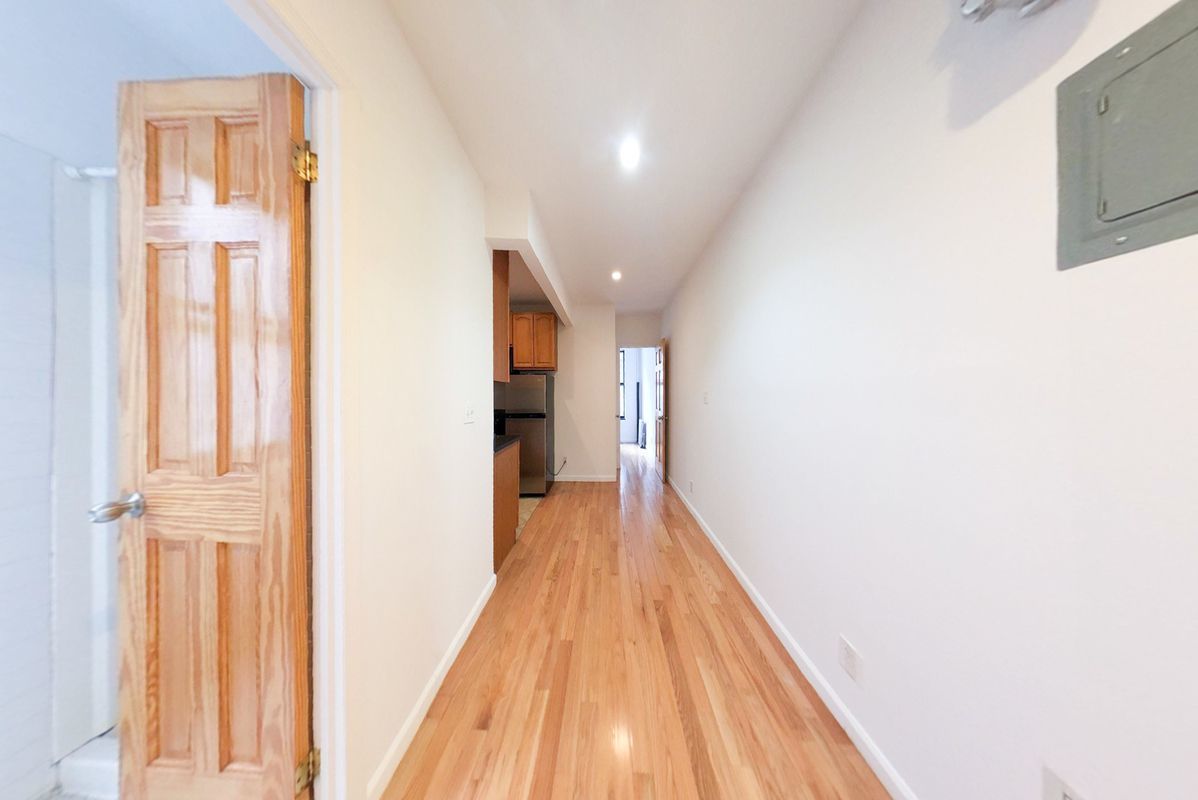 138 Orchard Street, Unit 5 Manhattan, NY 10002 - Photo 3 of 4