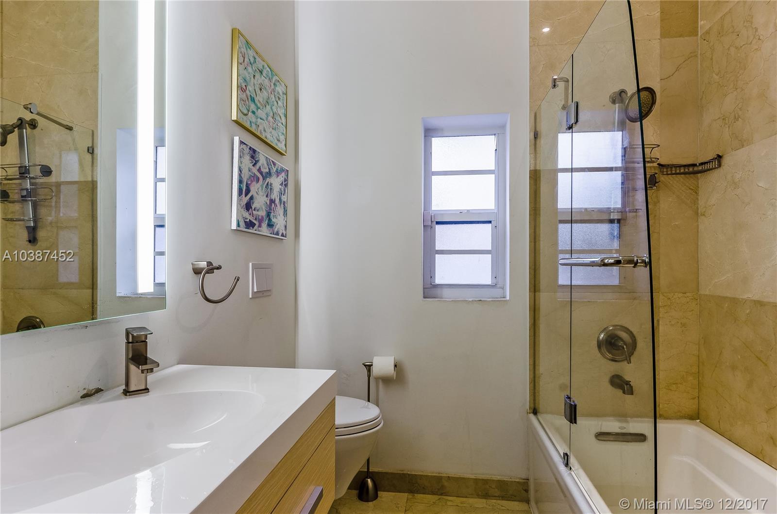 73 Southwest 19th Road Miami, FL 33129 - Photo 14 of 16